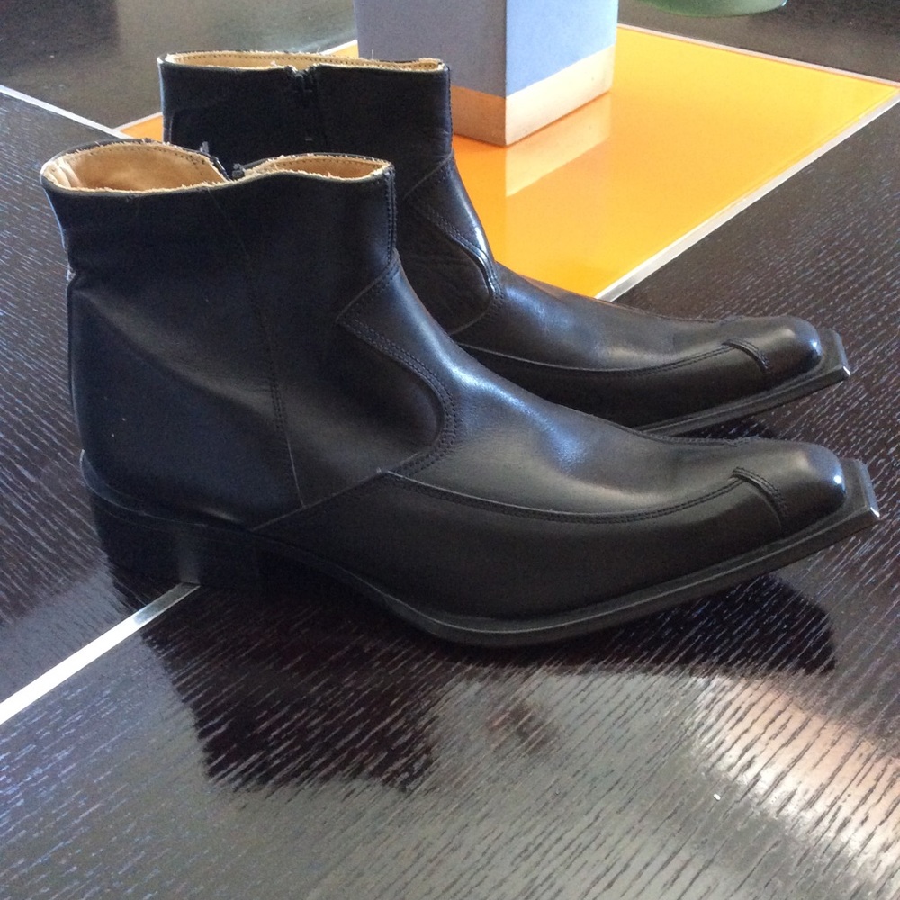 Black all leather boot